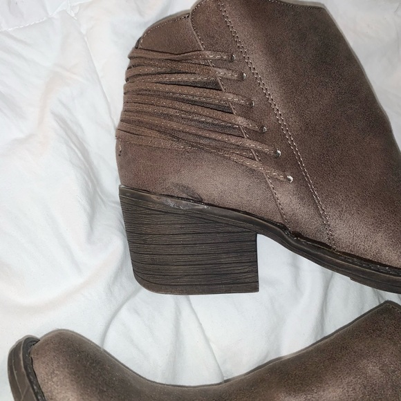 Volatile strappy back ankle boots women’s size 6 - Picture 10 of 16